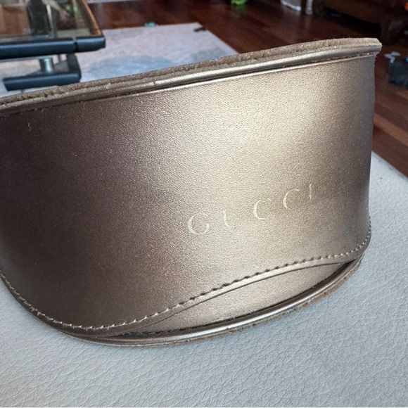 Gucci Black Aviator Sunglasses - Picture 3 of 3